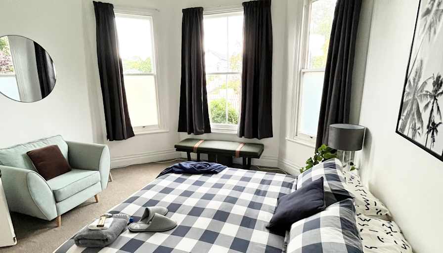 Donna's room