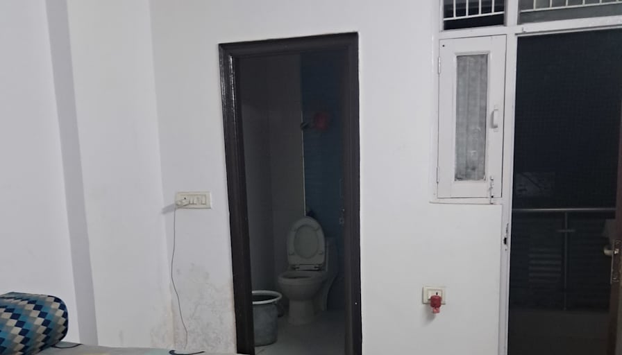 Mishra ji's room