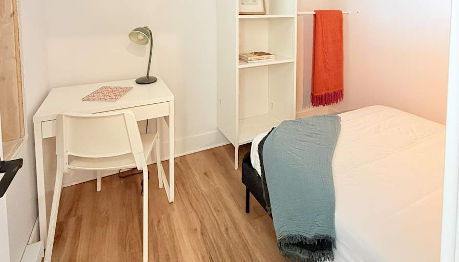 HelloMontreal's room