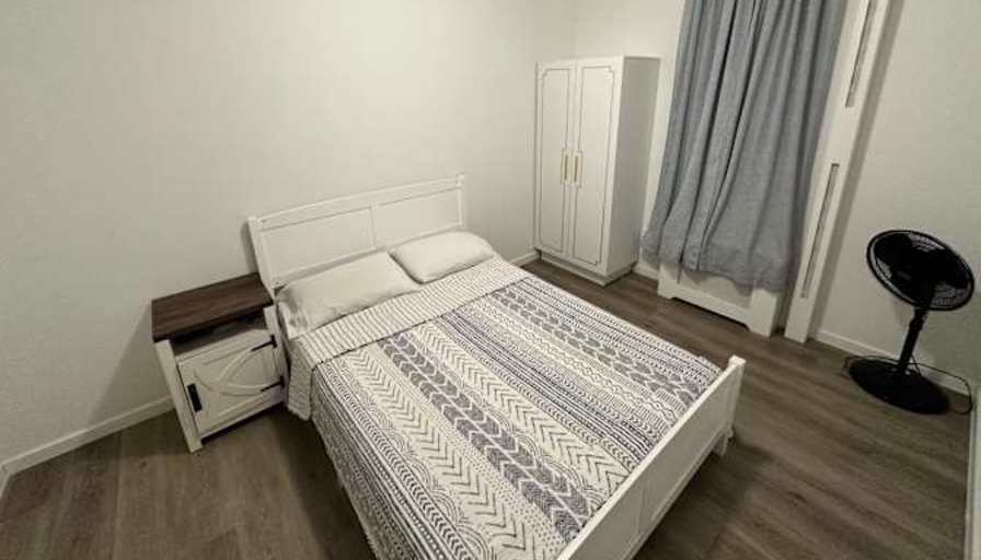 Paola Cruz's room