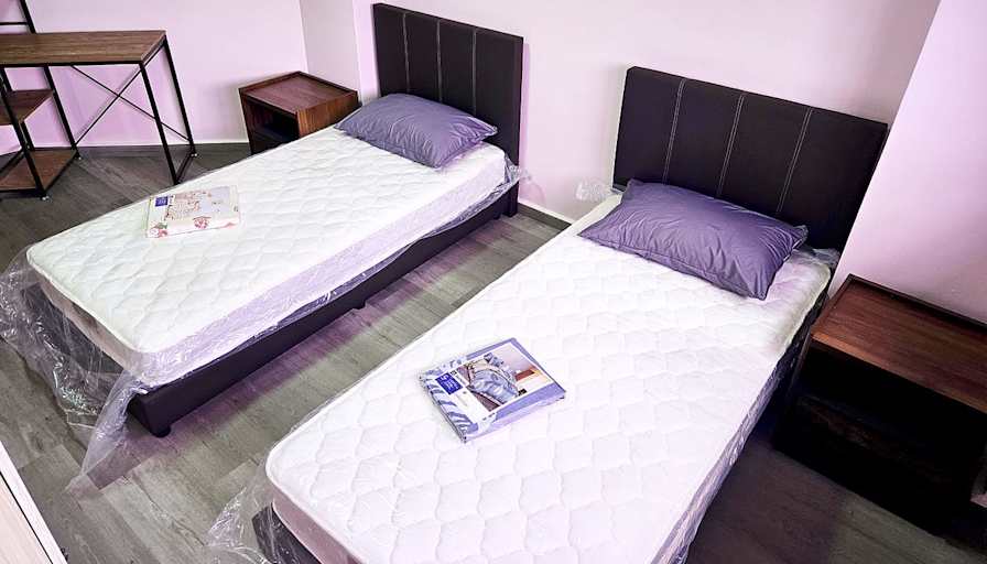 Khai Nisa's room