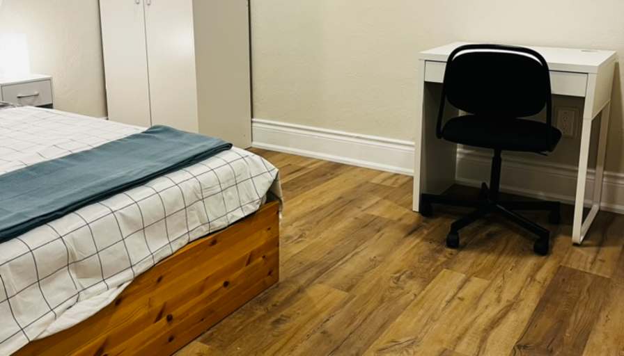Peter's room