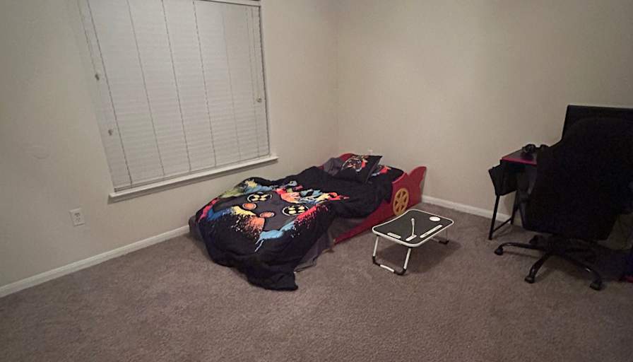 Ra Al's room