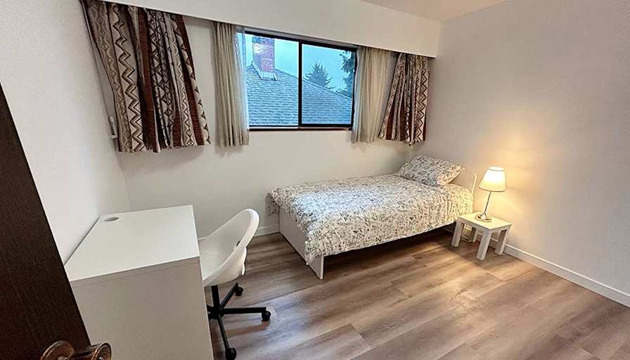 Shirin's room