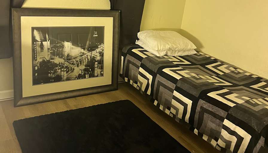 Eugenio Camano's room