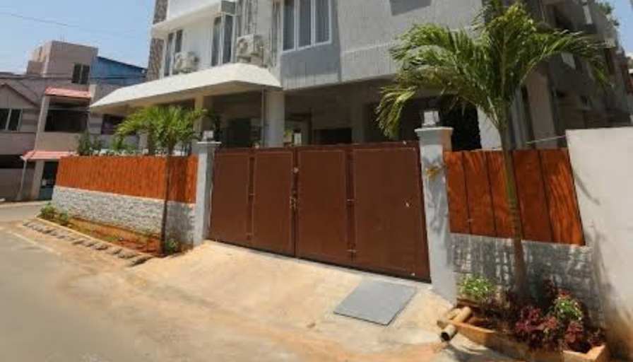 Prathickshaa's room