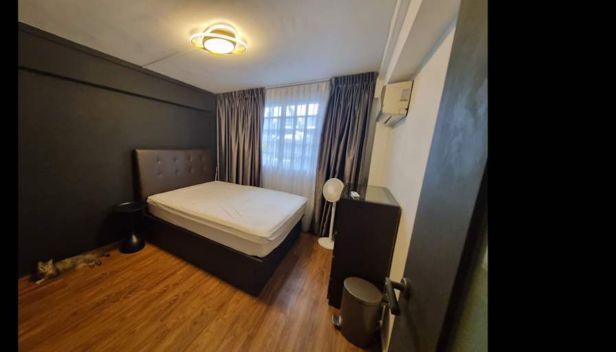 Lawrence kwek's room