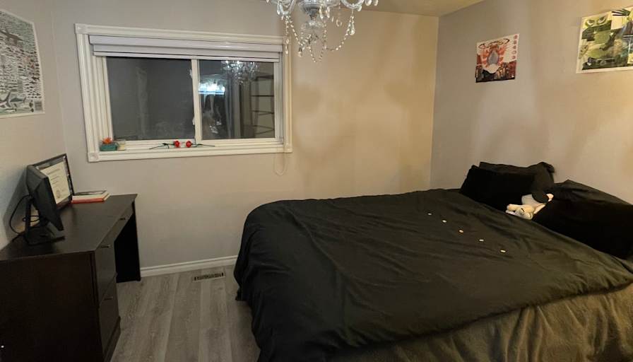 Taylor's room