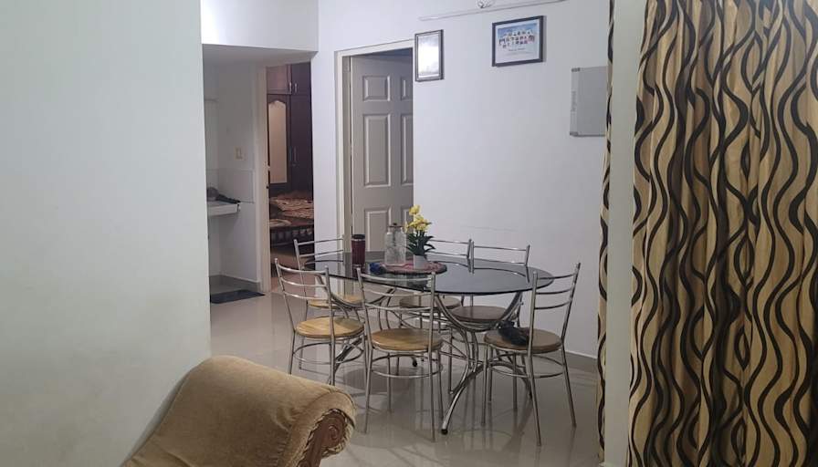 Dhanesh D's room