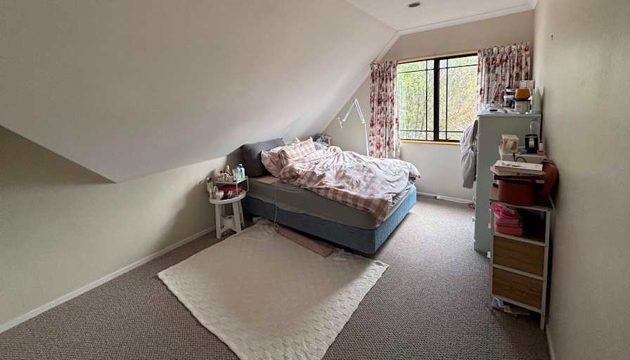 Jazz Rou's room