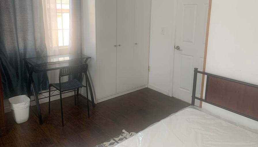 Student Housing's room
