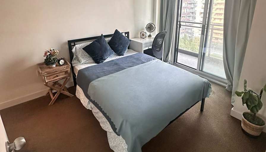 Mir's room