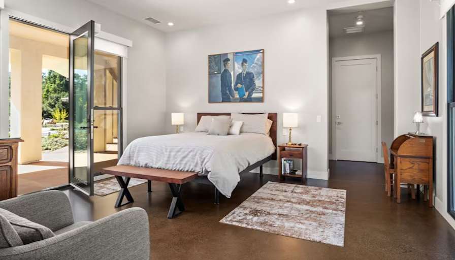 Olivia's room
