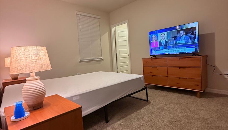 LandlordDRW's room