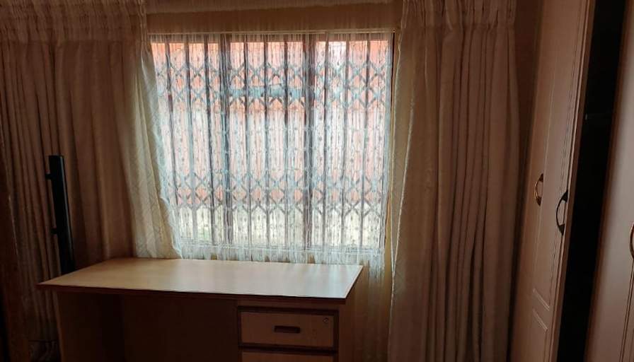 Paballo's room
