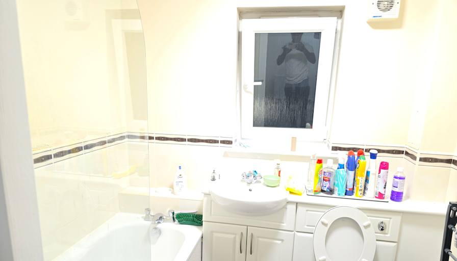 Chukwudi's room