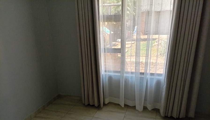 Siphesihle's room