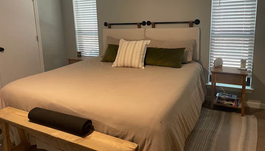 Carol mackey's room