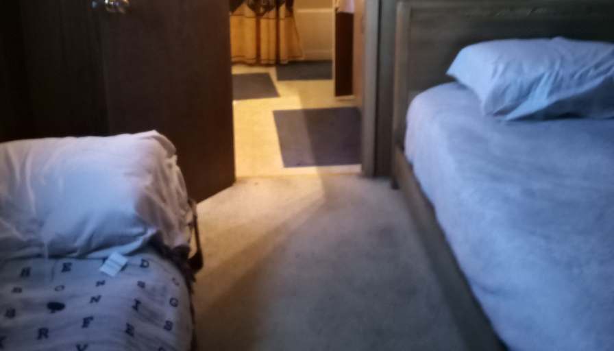 Salvador's room