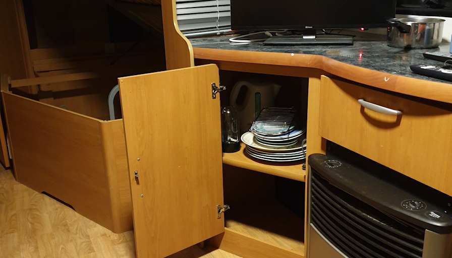 CHRISTOPHER's room