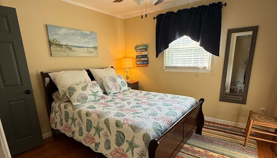 Dana Shiflett's room