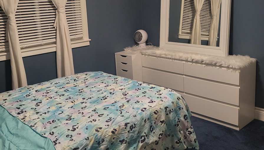 Mirasol Pandeling's room