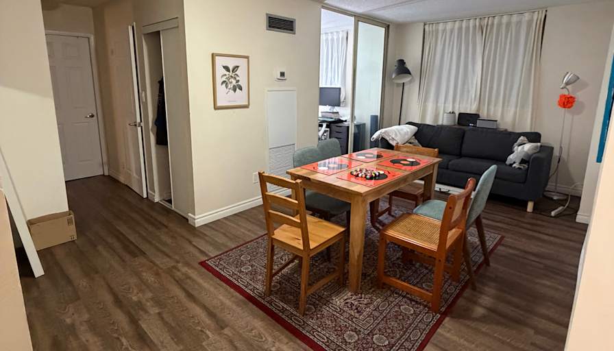Oscar's room