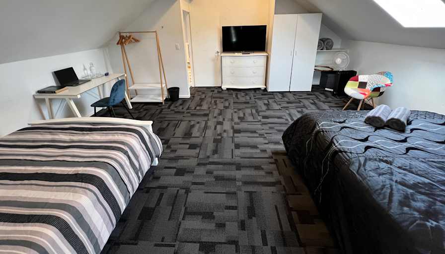 Elmer's room