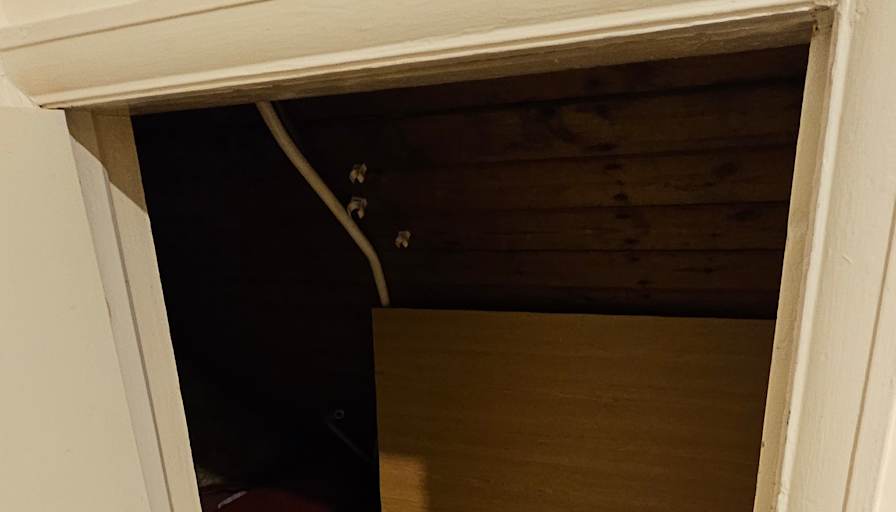 MS MELISSA ALLEYN-DEACON's room