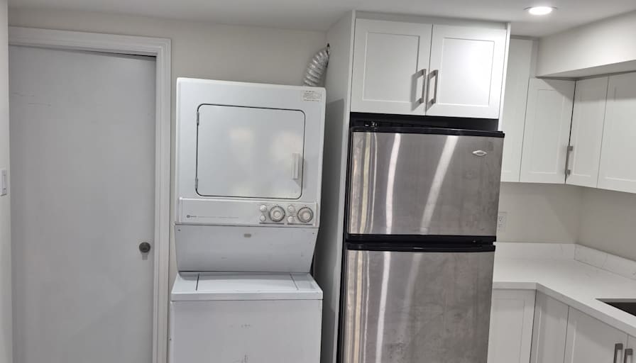 YISROEL COHEN's room