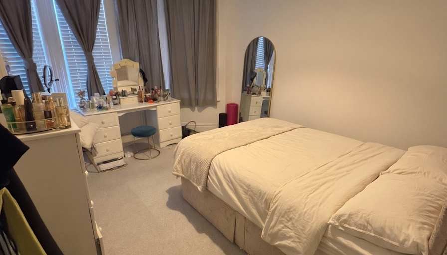 Isabella's room