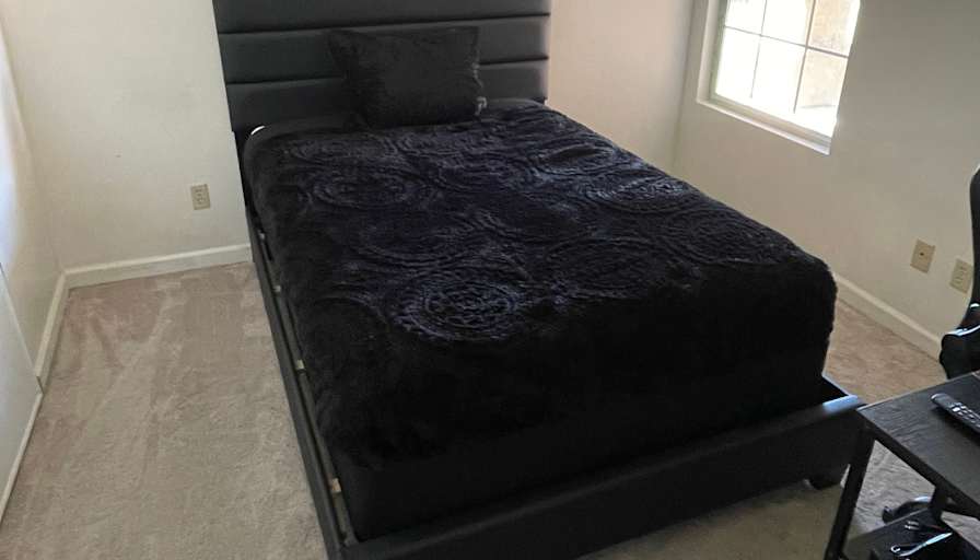 Drake's room