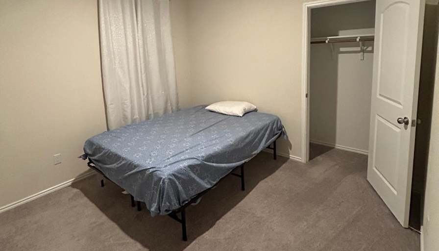 Peter Huynh's room