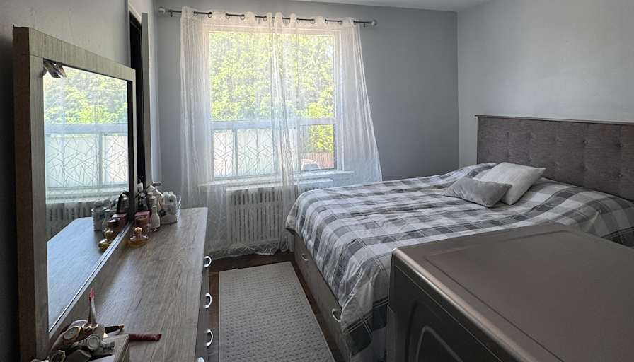 Aria's room