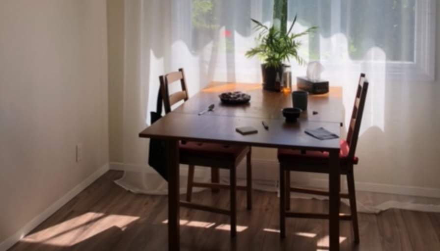 V's room