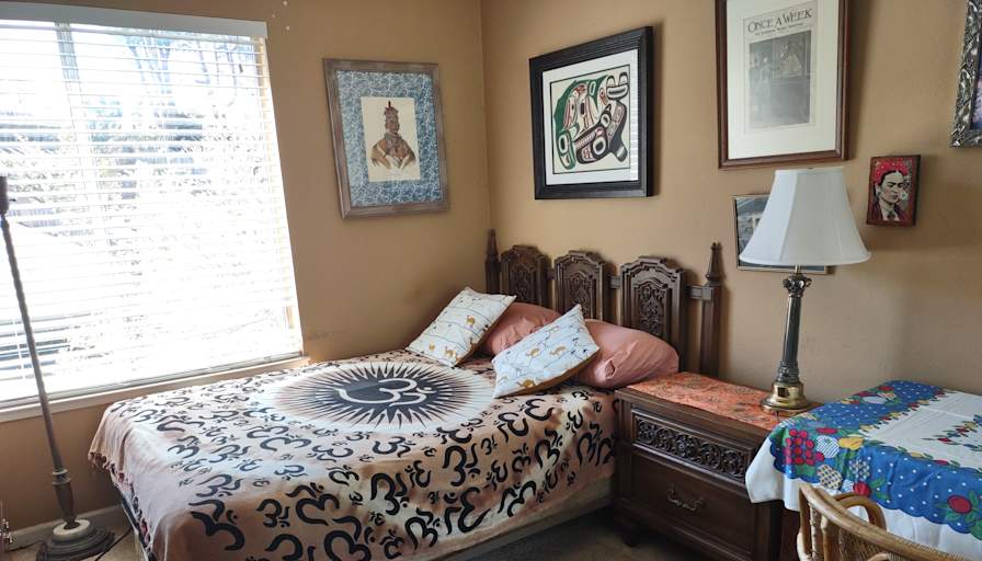 Gayle Wayne's room
