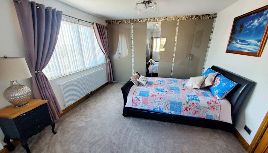 Mahfooz's room