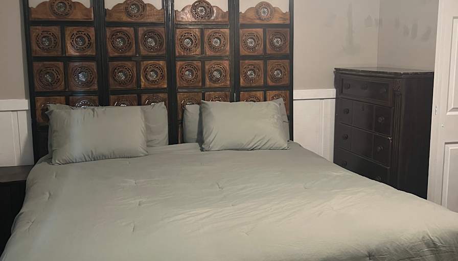 Carmen's room