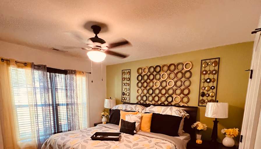 anesia's room