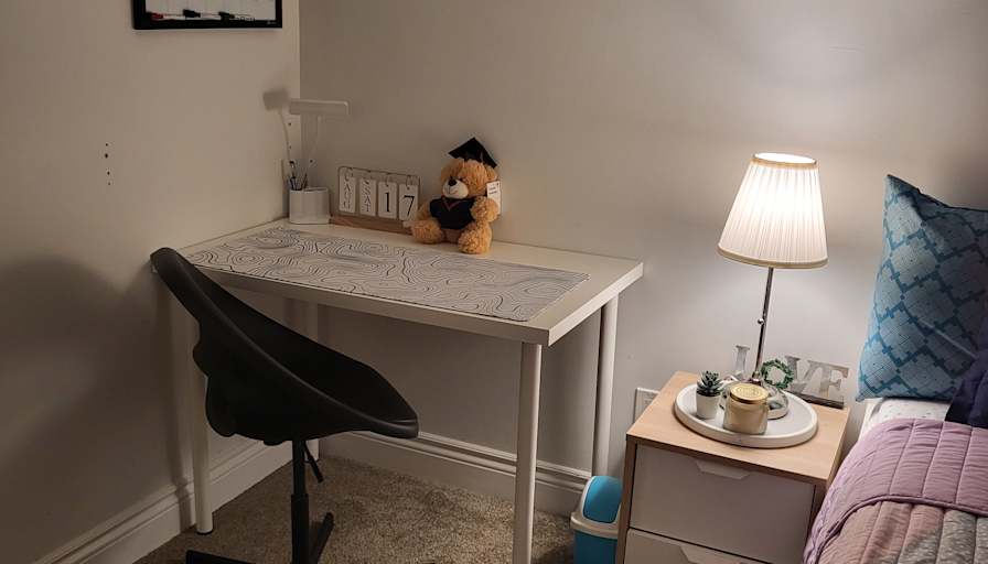 Mirasol Pandeling's room