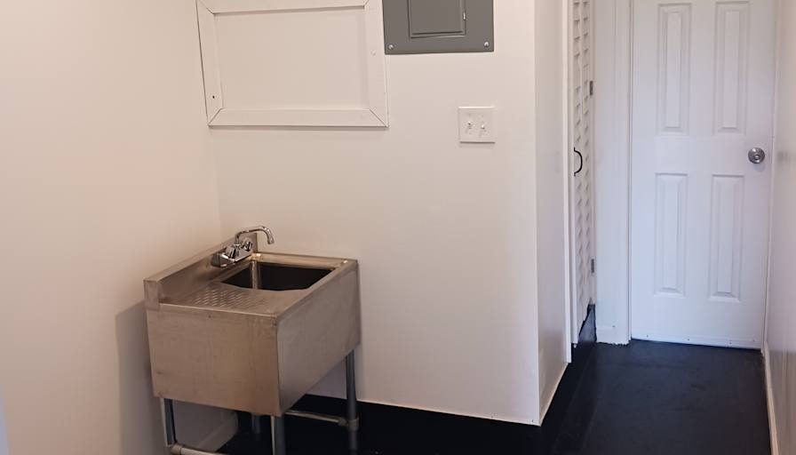 Lenny's room