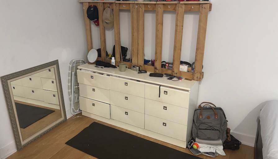 Samuel's room