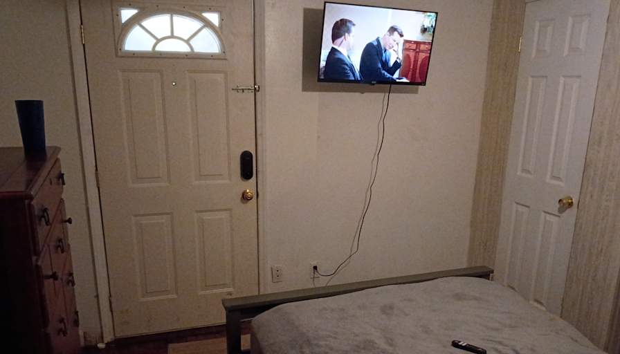 JIMMY's room