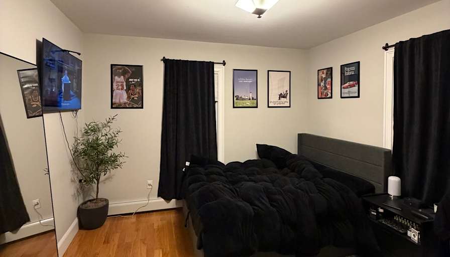 Jordan Lim's room