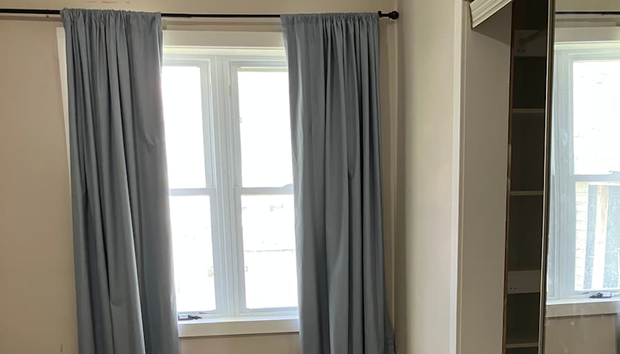 Olivia Kosmopoulos's room