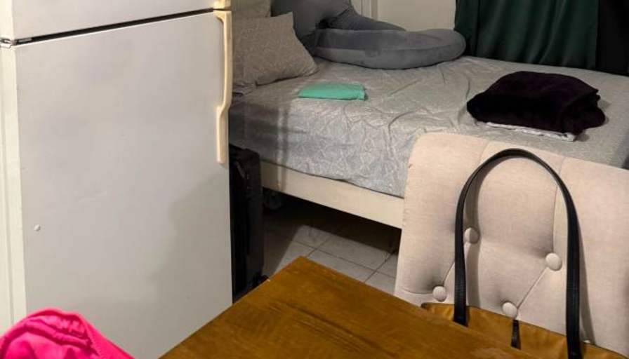Enjoy the convenience of city's room