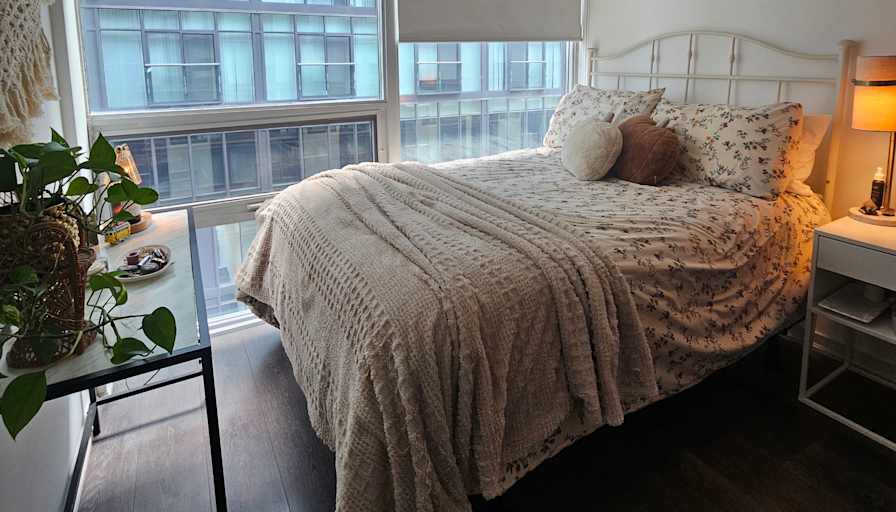 Samantha's room