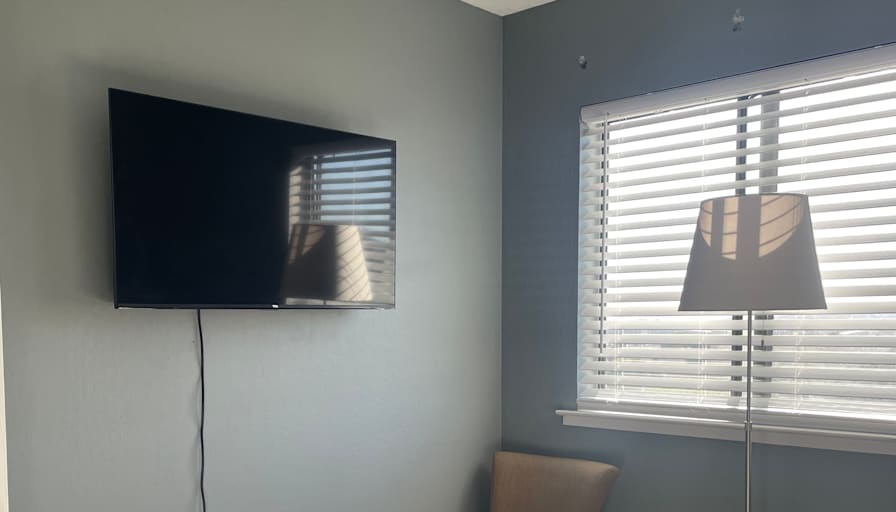 Valerie's room