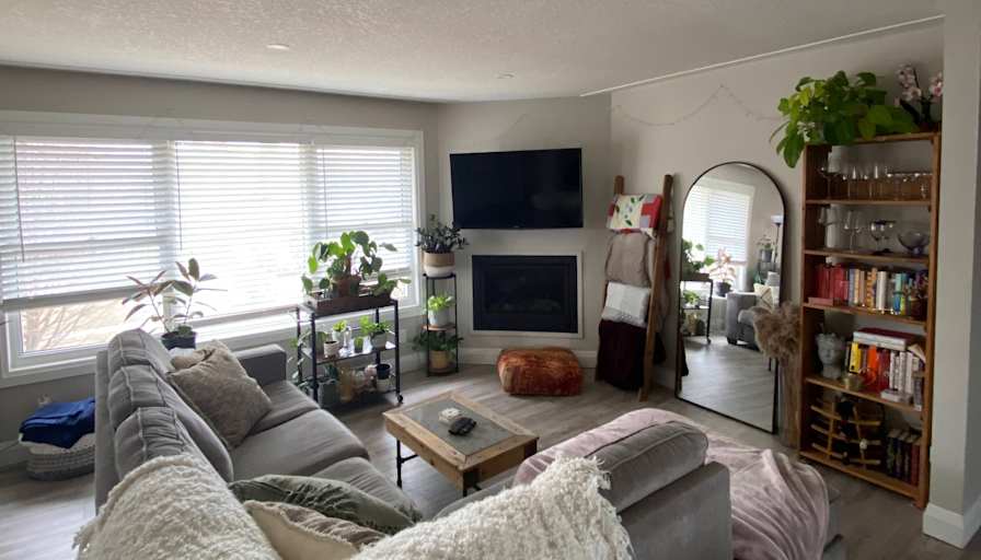 kelly's room