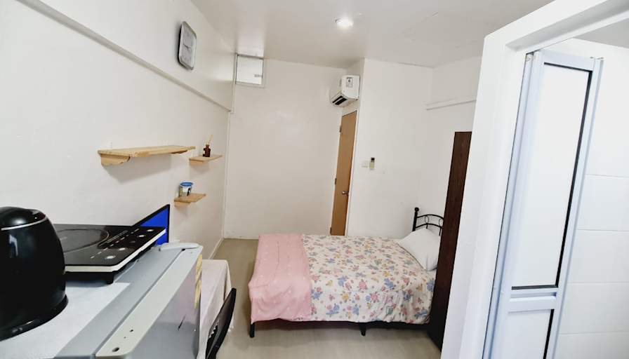 Roomy's room